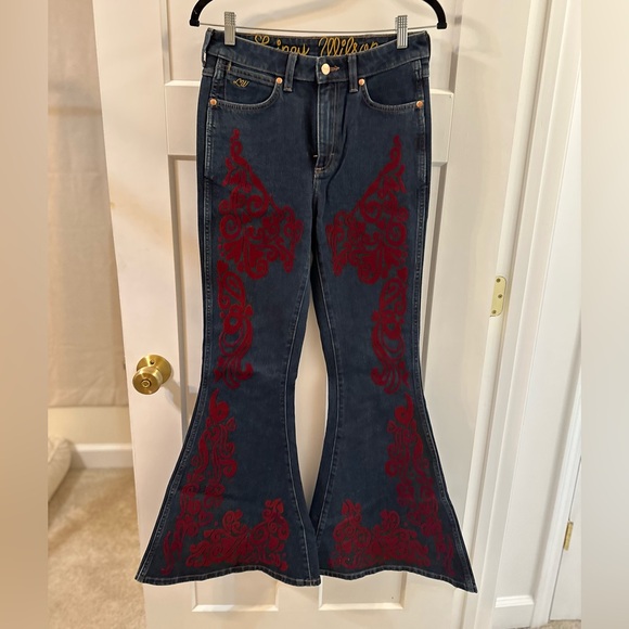 Wrangler Denim - Lainey Wilson x Wrangler Flared Jeans with maroon Embroidery velvet - western